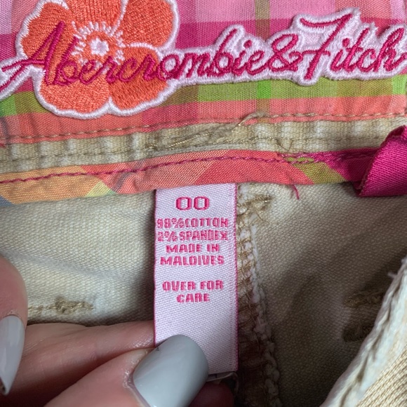 Abercrombie Khaki Shorts Size 00 - Picture 3 of 6